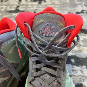 Nike Hyperposite Christmas